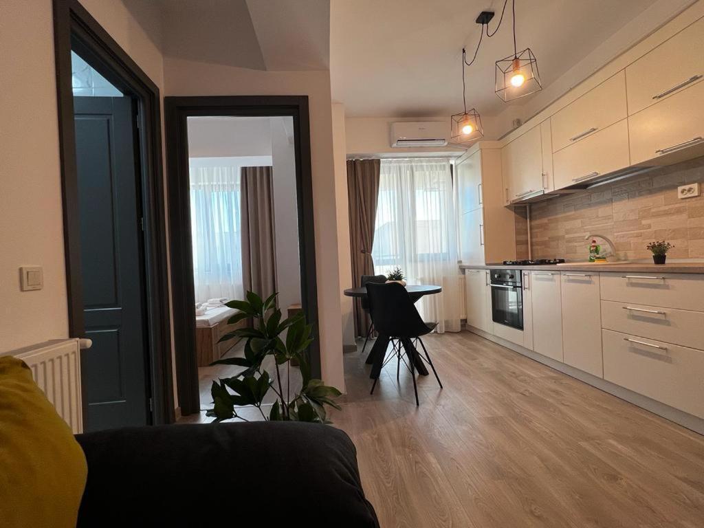Cozy Accommodation Central City - Iasi Eksteriør billede