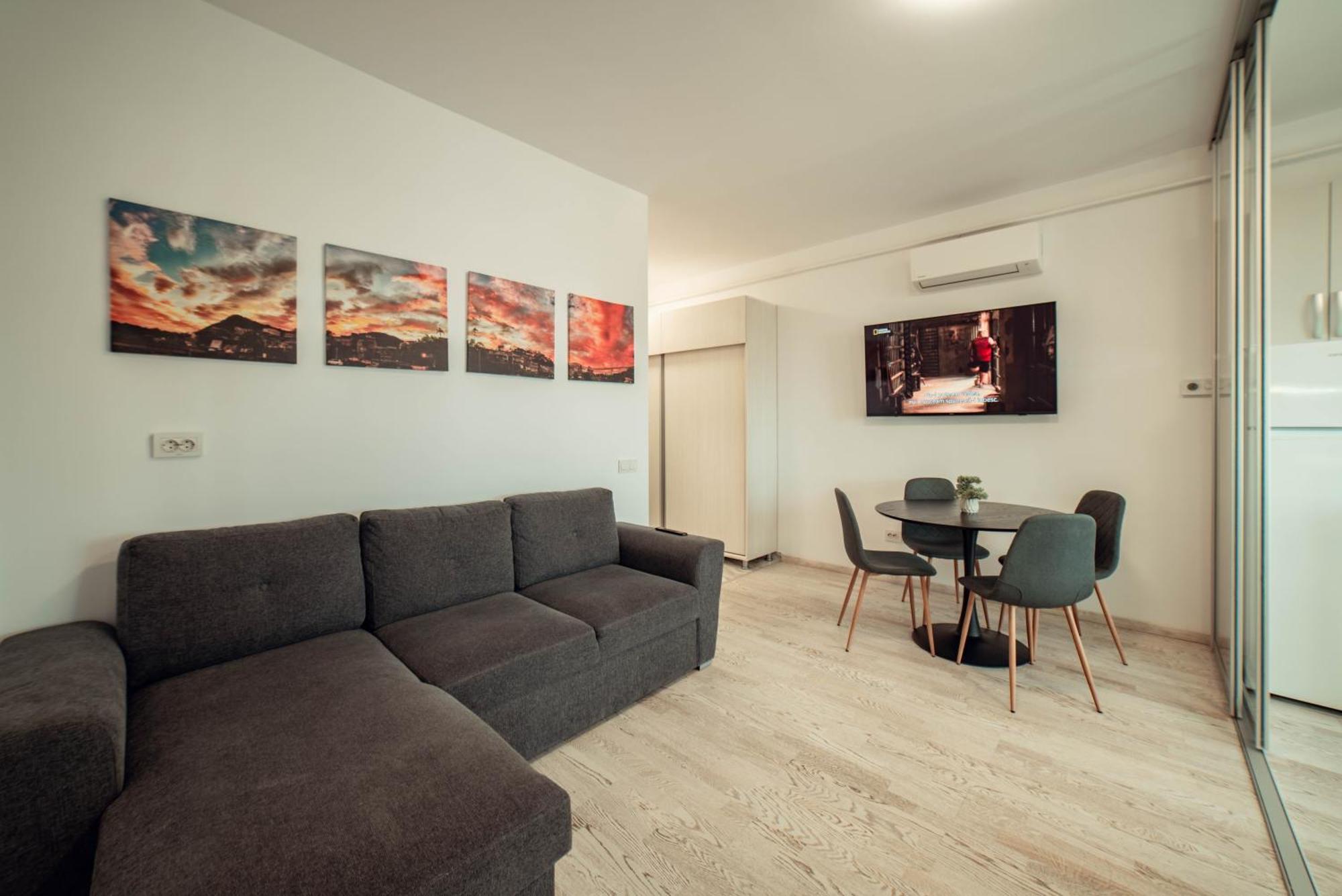 Cozy Accommodation Central City - Iasi Eksteriør billede